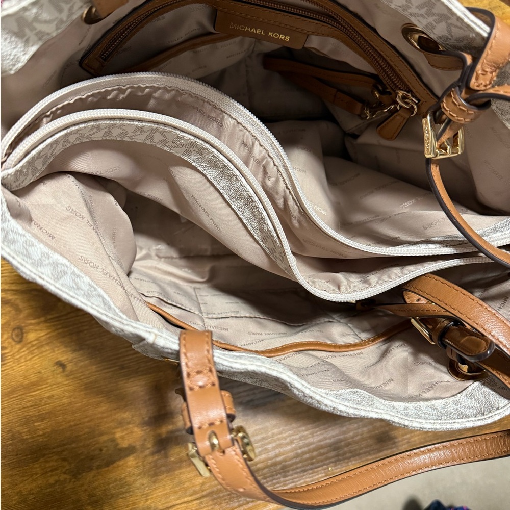 Michael Kors Tan and Cream Tote Bag